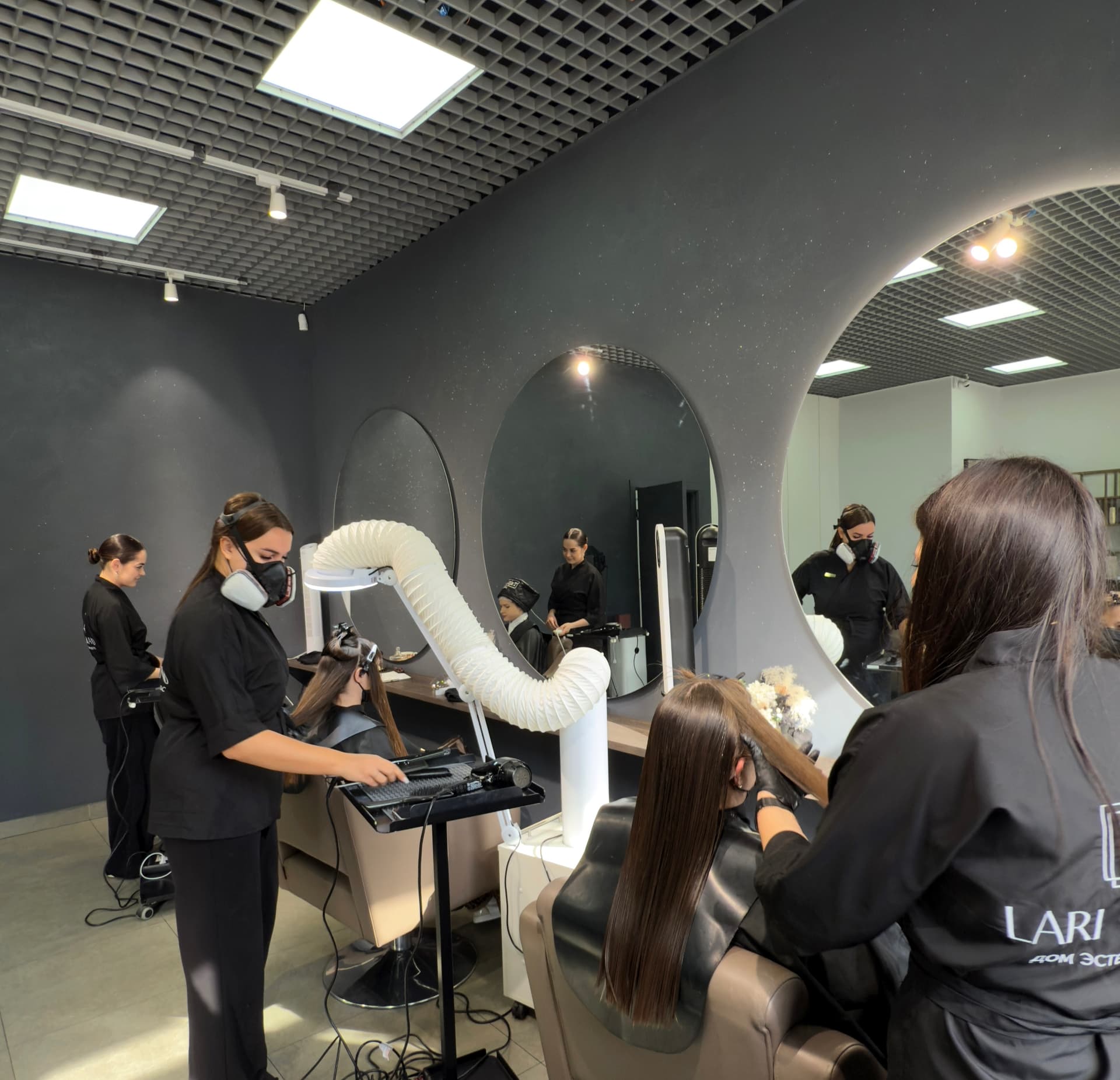 Команда LariBrand